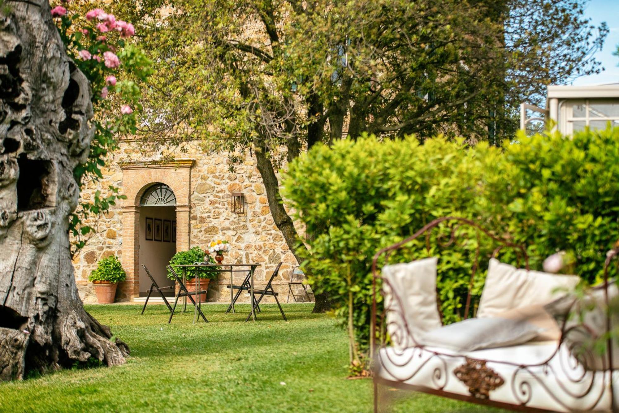Villa Le Prata - Residenza Del Vescovo - Adults Only Montalcino Exterior foto